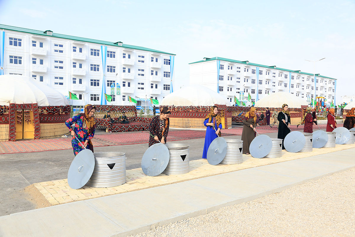 Täze jaýlaryň toý şatlygy